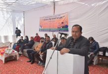 वर्तमान सरकार समाज के हर वर्ग के उत्थान के लिए वचनबद्ध – त्रिलोक कपूर वर्तमान सरकार समाज के हर वर्ग के उत्थान के लिए वचनबद्ध - त्रिलोक कपूर