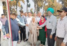 अमर शहीद प्रीतम चंद के पैतृक गांव कोलर स्थित शहीदी स्थल पर प्रातः 9 बजे भूतपूर्व सैनिक संगठन पांवटा साहिब-शिलाई क्षेत्र व परिवार तथा गांव के सदस्यों ने अमर शहीद को श्रद्धा सुमन अर्पित कर उन्हें भावभीनी श्रद्धांजलि अर्पित की।