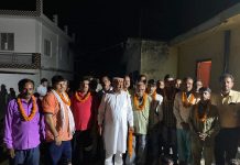 कांग्रेस को फिर लगा झटका ज्वालापुर में 20 परिवारों ने कांग्रेस छोड़ कर भाजपा में शामिल
