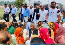 ऊर्जा मंत्री ने पाँवटा साहिब से शिलाई-गुम्मा राष्ट्रीय राजमार्ग 707 का किया मुआयना, सुनी जनसमस्याएं