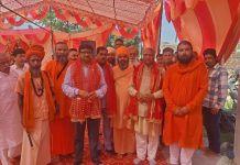 पांवटा साहिब के ग्राम बहरहाल स्थित श्री सत्यानंद को धाम के 3 वर्ष पूर्ण होने पर यहां भव्य माता की चौकी संकीर्तन व विशाल भंडारे का आयोजन किया गया.