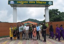 पांवटा साहिब के यमुना विहार में आयोजित किया गया पौधा रोपण कार्यक्रम