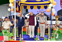 मुख्यमंत्री ने जिला सिरमौर के सराहां में राज्य स्तरीय स्वतंत्रता दिवस समारोह की अध्यक्षता की