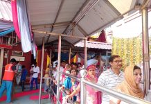 त्रिलोकपुर में विजय दशमी पर 14000 श्रद्धालुओं ने माता बालासुन्दरी के दर्शन कर 7 लाख रूपये चढ़ावा किया अर्पित*