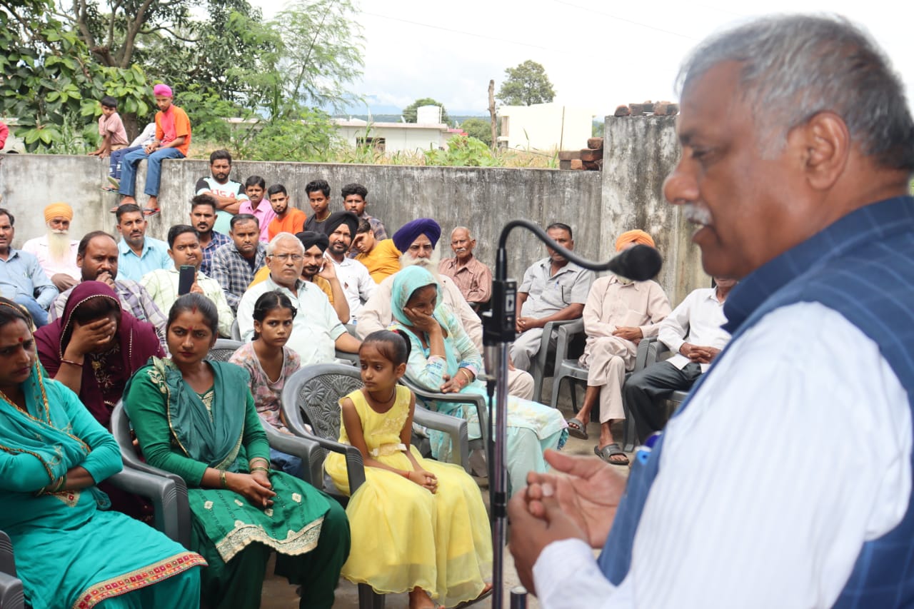 वर्तमान प्रदेश सरकार पांवटा विस में पेयजल समस्या के स्थाई निराकरण के लिए प्रयासरत – सुख राम चौधरी