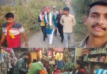 चुनाव प्रचार ने भी जोर पकड़ लिया है। इसी कड़ी में सुनील चौधरी व उनकी टीमों द्वारा डोर टू डोर प्रचार ने भी रफ्तार पकडी