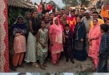 खेलकूद प्रतियोगिता से तृतीय स्थान पाकर वापिस अपने गृह क्षेत्र में पहुंचने पर ग्राम पंचायत कोटडी व्यास के प्रधान श्री सुरेश कुमार ने ग्रामीनो ने किया जोरदार स्वागत