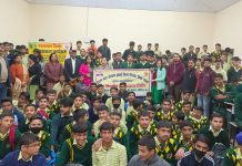 बाल संरक्षण अधिकारी श्रीमति रमा रेटका जी ने सभी बच्चों को जिला बाल संरक्षण ईकाई का परिचय दिया