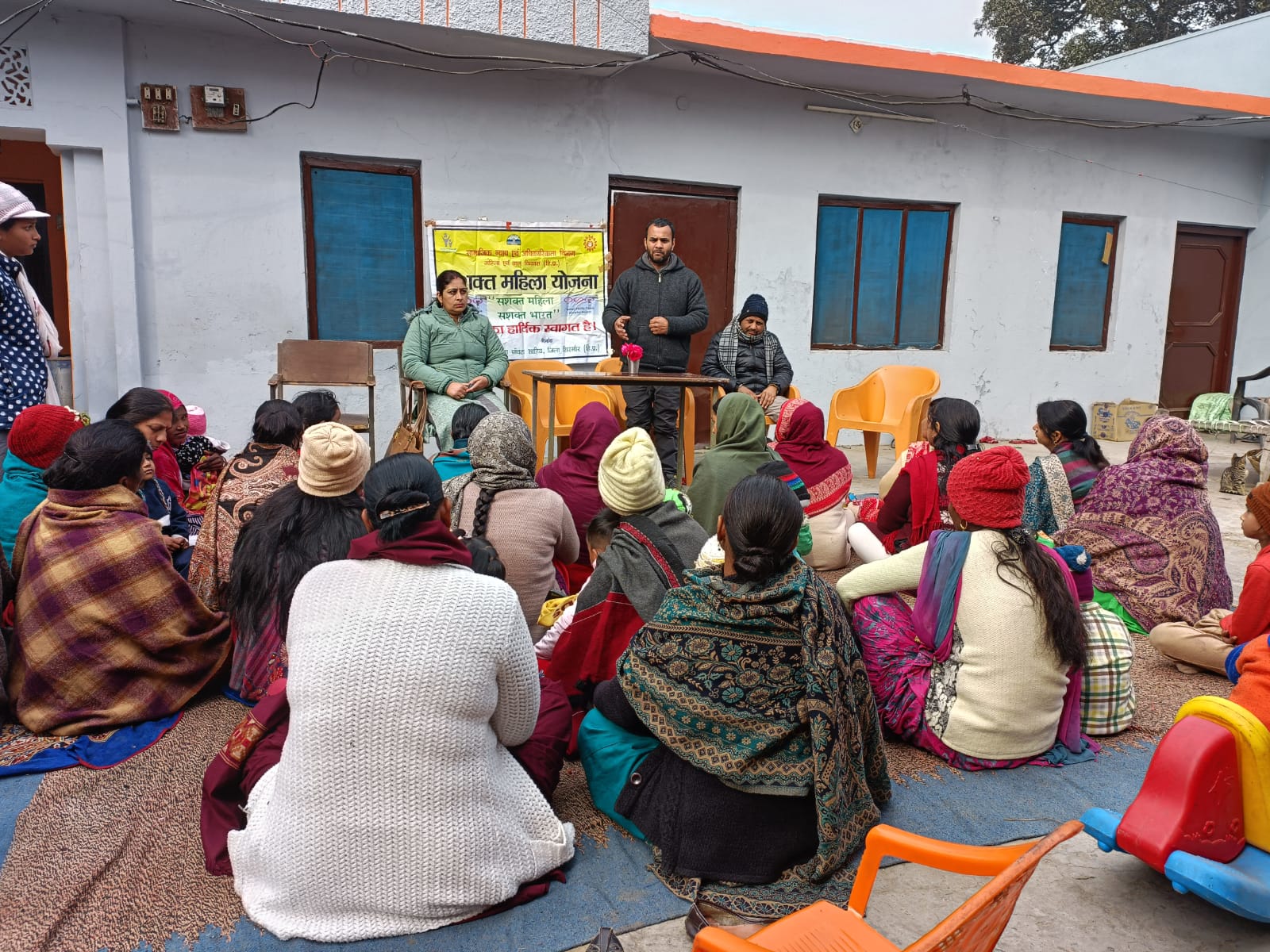 हिमाचल प्रदेश राज्य सहकारी बैंक माजरा शाखा द्वारा नाबार्ड के तत्वाधान में  माजरा दोसडका में  वित्तीय साक्षरता शिविर का आयोजन