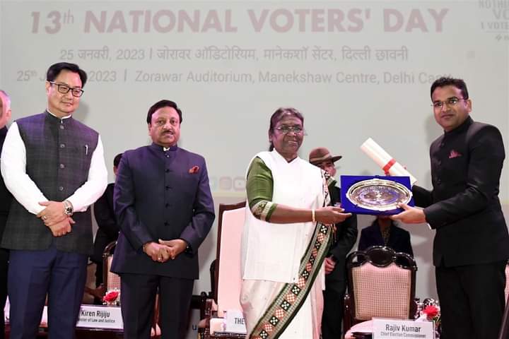 डीसी कांगड़ा को राष्ट्रीय पुरस्कार, विधानसभा चुनावों में सूचना प्रौद्योगिकी क्षेत्र में अभिनव पहल और बेहतरीन उपयोग के लिए मिला सम्मान