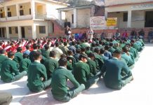 राजकीय वरिष्ठ माध्यमिक विद्यालय कमरउ मे पोक्सो एक्ट तथा बच्चों से सम्बन्धित अन्य कानूनों बारे एक विशेष शिविर