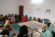 सैनवाला पंचायत घर में जन धन से जन सुरक्षा अभियान के अर्न्तर्गत जागरूकता शिविर का आयोजन