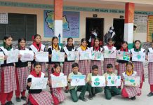 निबंध लेखन मे कनिका ने जीता प्रथम पुरस्कार