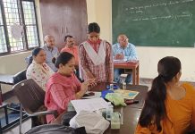 कोटडी व्यास स्कूल में लगा राष्ट्रीय बाल स्वास्थ्य कार्यक्रम का दो दिवसीय स्वास्थ्य जाँच शिविर