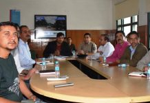 सड़कों, पुलों और पेयजल योजनाओं को सुचारू करने का कार्य युद्ध स्तर पर जारी – अजय यादव