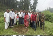 वन महोत्सव के तहत ब्लॉक कांग्रेस कमेटी नाहन ने किया पौधारोपण