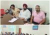 सफाई कर्मचारियों की हड़ताल के बीच अवनित सिंह लांबा की मध्यस्थता से वार्ता शुरू, प्रदीप चौहान की मौजूदगी में अधिकारियों से बातचीत